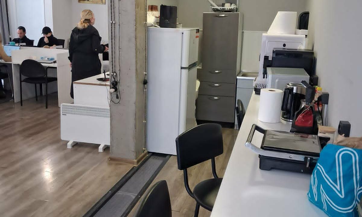 3bea90f9-b14b-475e-a200-ea26cb5e8730