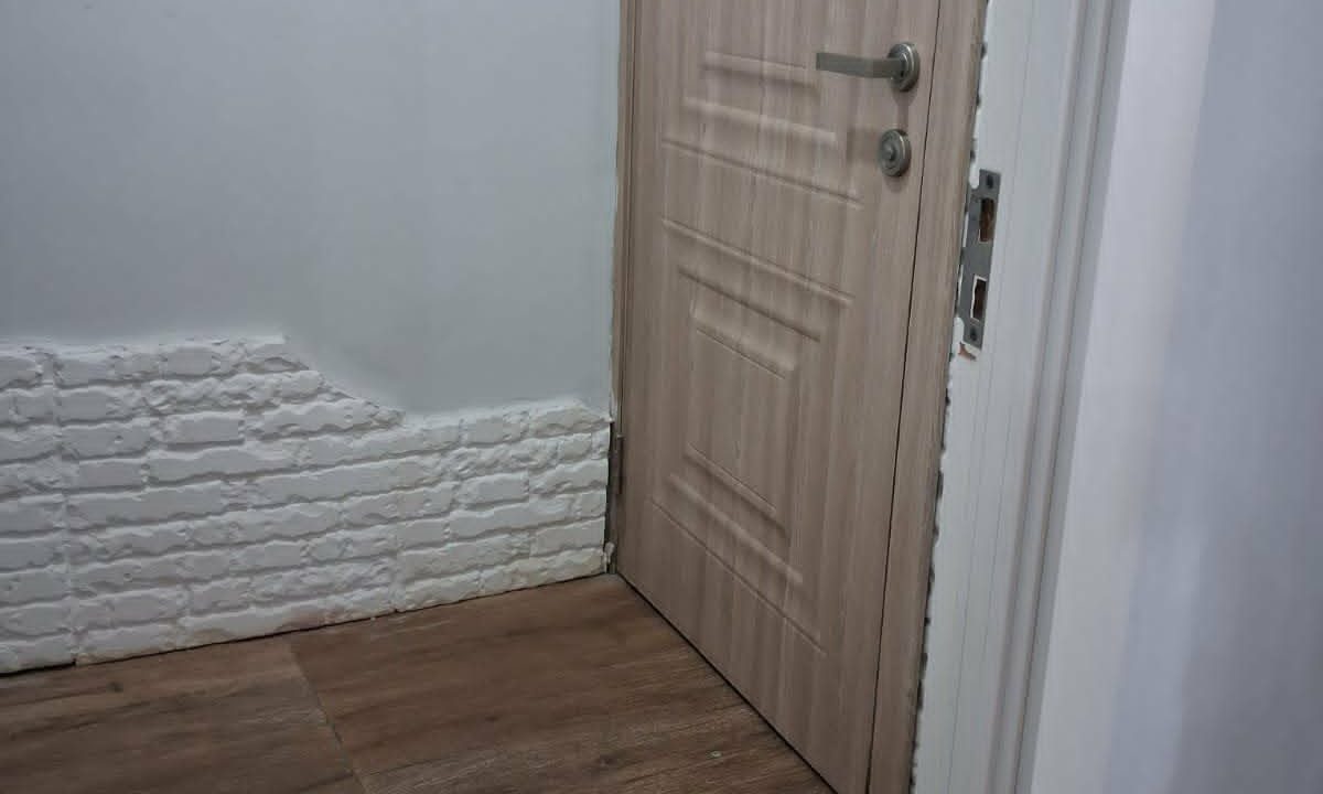 e364e839-5f3b-46f8-a3a2-884d11f972f5